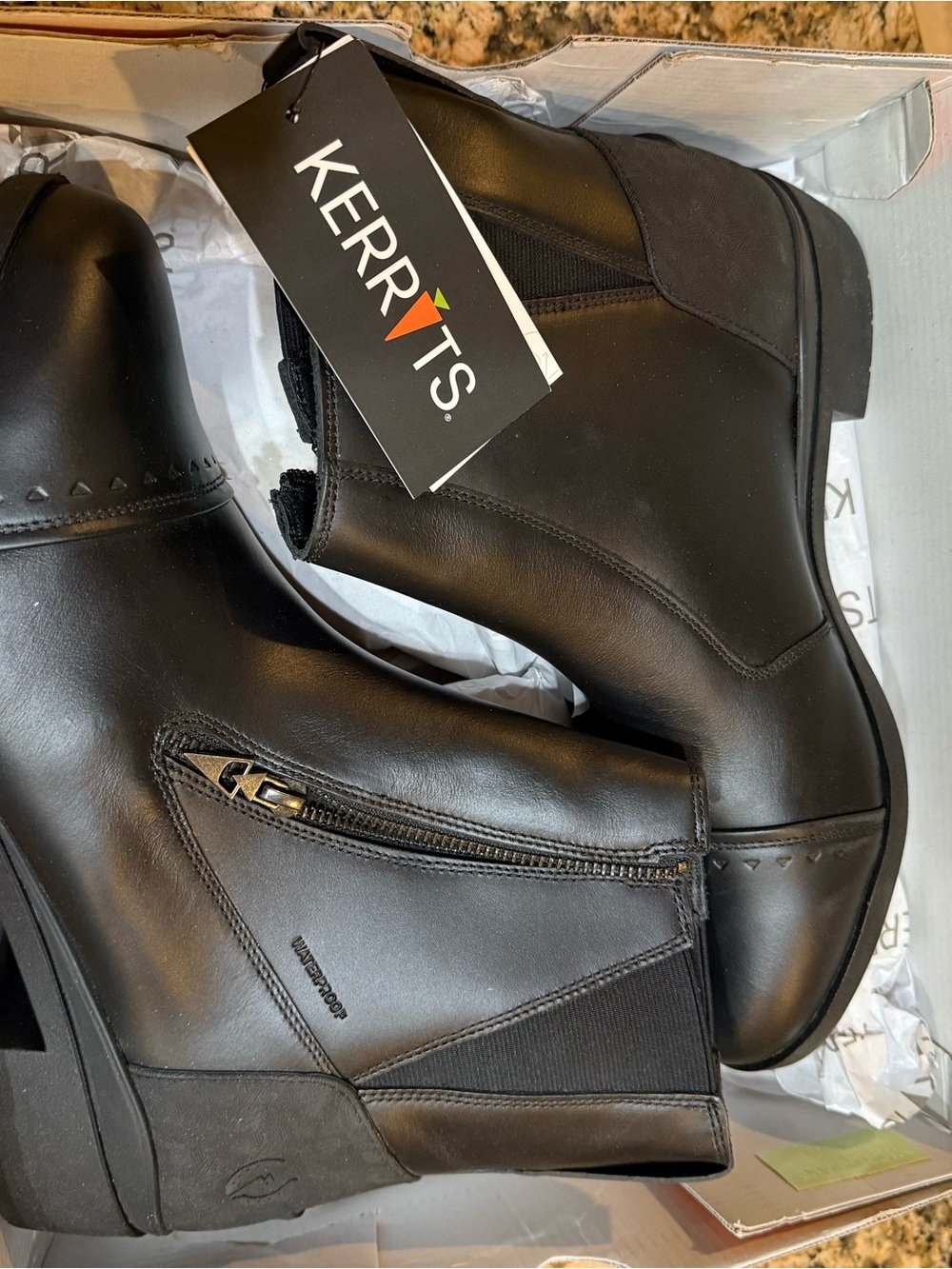 Kerrits cascadia ladies size 11 Black Waterproof Zip Paddock Boots